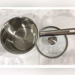 Wolfgang Puck Bistro Sig Collection 2 Quart Windsor W Signed Lid